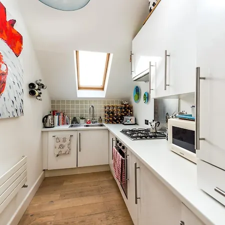 Pleasant Earl'S Court Apartment Near Hyde Park By Underthedoormat London Exterior photo