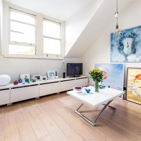 Pleasant Earl'S Court Apartment Near Hyde Park By Underthedoormat London Exterior photo