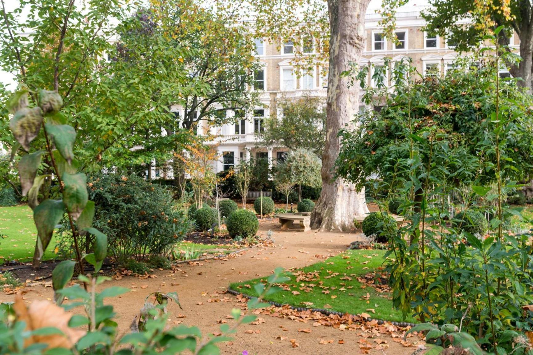 Pleasant Earl's Court Near Hyde Park